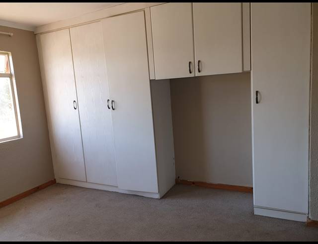 3 BEDROOM APARTMENT RENTED IN FLORENTIA